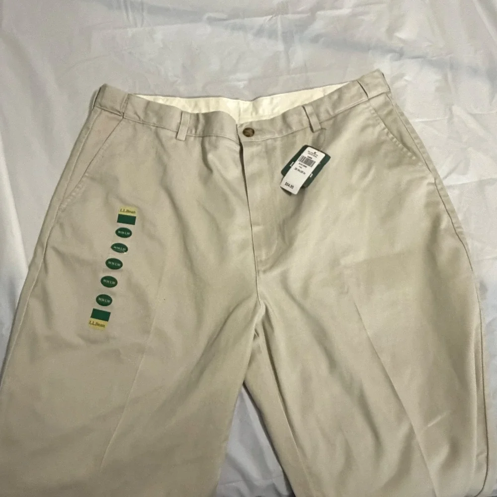LL Bean Mens Double L Chino Khaki Pants 38x30 Wrinkle Free Cotton Comfort Waist